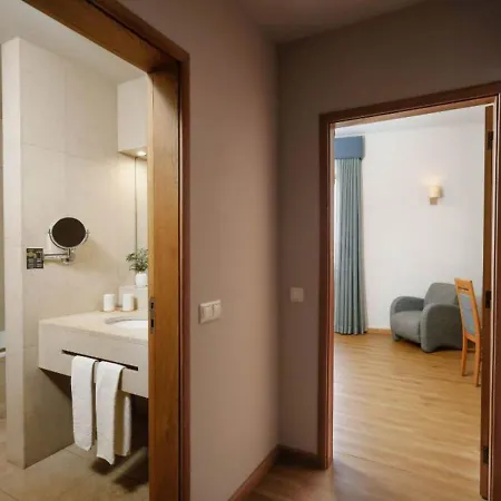 Montebelo Palácio Dos Melos Historic Hotel