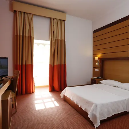 Montebelo Palácio Dos Melos Historic Hotel