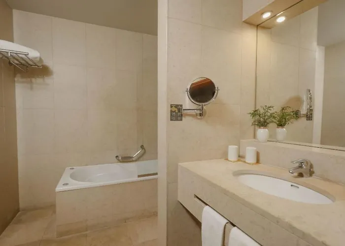 Montebelo Palácio Dos Melos Historic Hotel